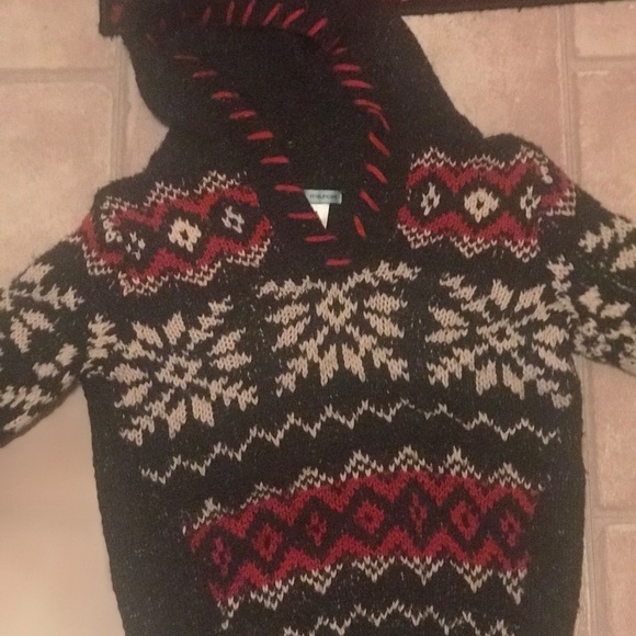 Snowflake sweater with hood very soft worn once - Picture 2 of 3